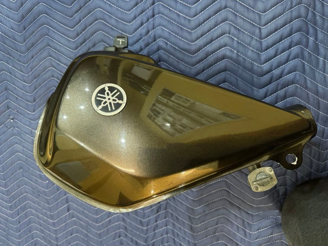 ヤマハTW用　ガソリンタンク＆フロントフェンダー ブラウン　凹み無し