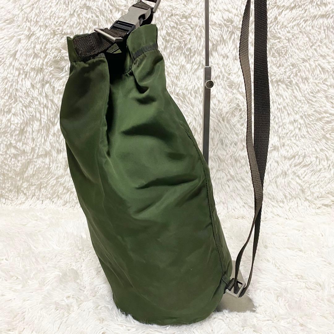 PRADA プラダ 三角ロゴ ドラム型 ショルダーバッグ ボンサック カーキ系