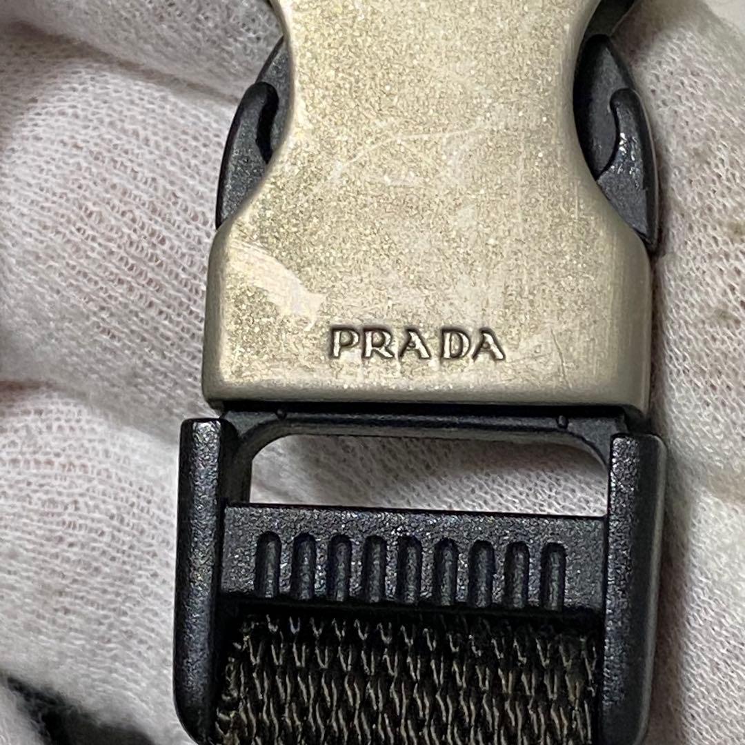 PRADA プラダ 三角ロゴ ドラム型 ショルダーバッグ ボンサック カーキ系