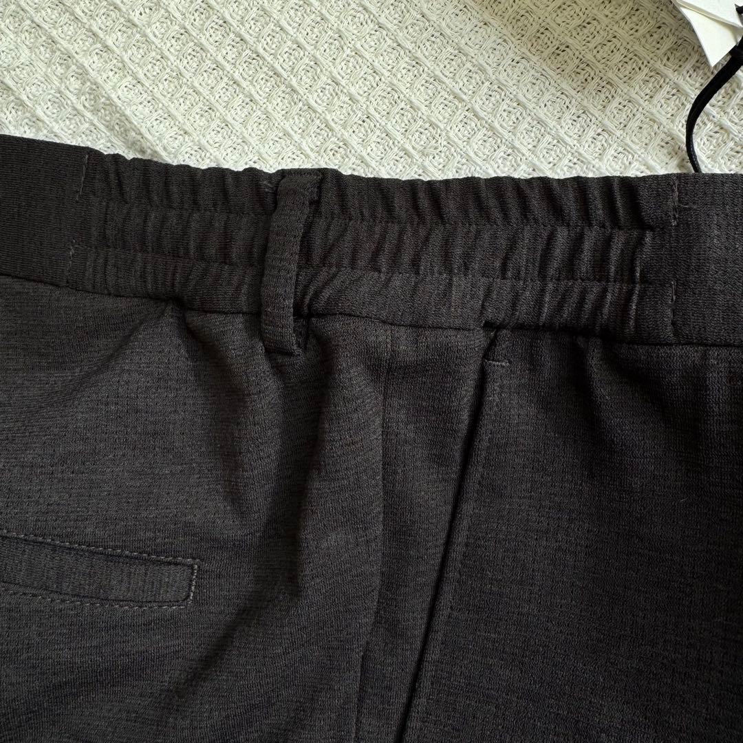 新品未使用　アウール　チャコールパンツ　L