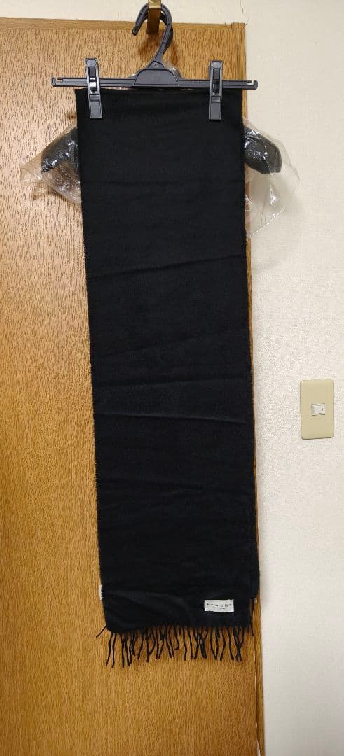 Johnstons of Elgin 小判スカーフ100%カシミヤ 180x25