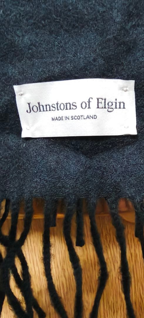 Johnstons of Elgin 小判スカーフ100%カシミヤ 180x25