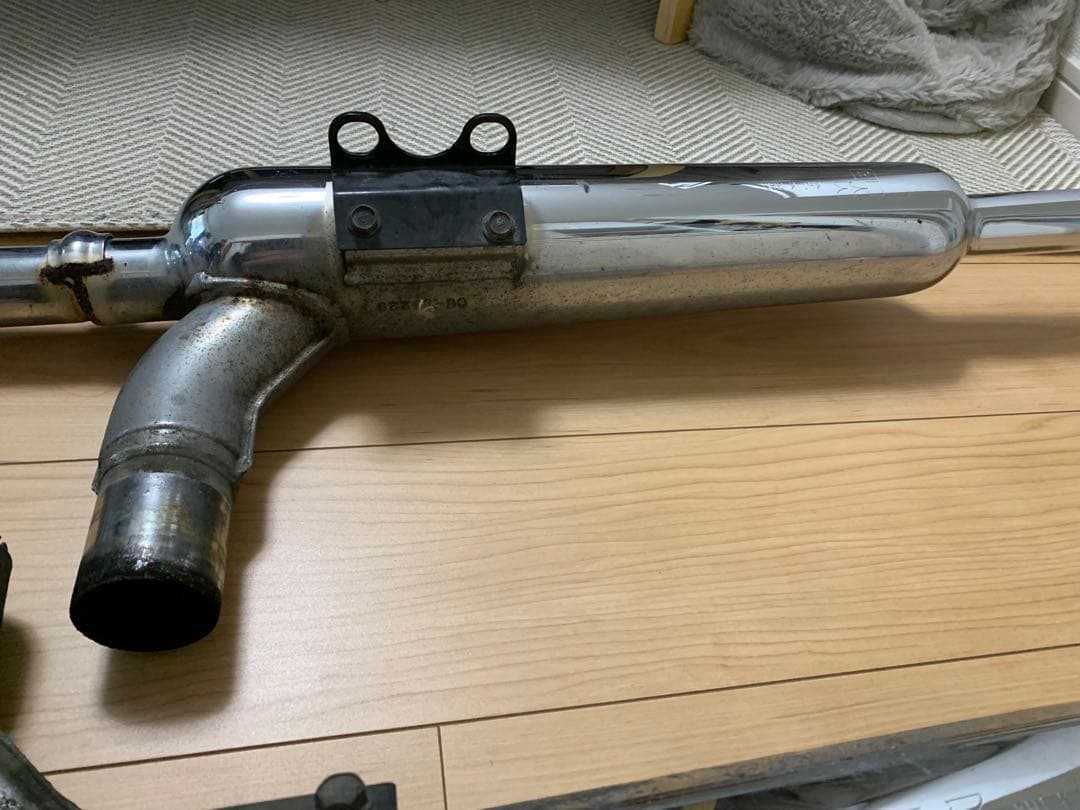 W650 純正マフラー 初期型しまじろう