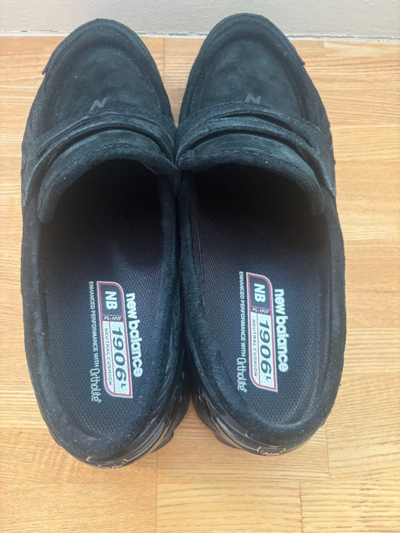 New Balance ブラック ローファー NB