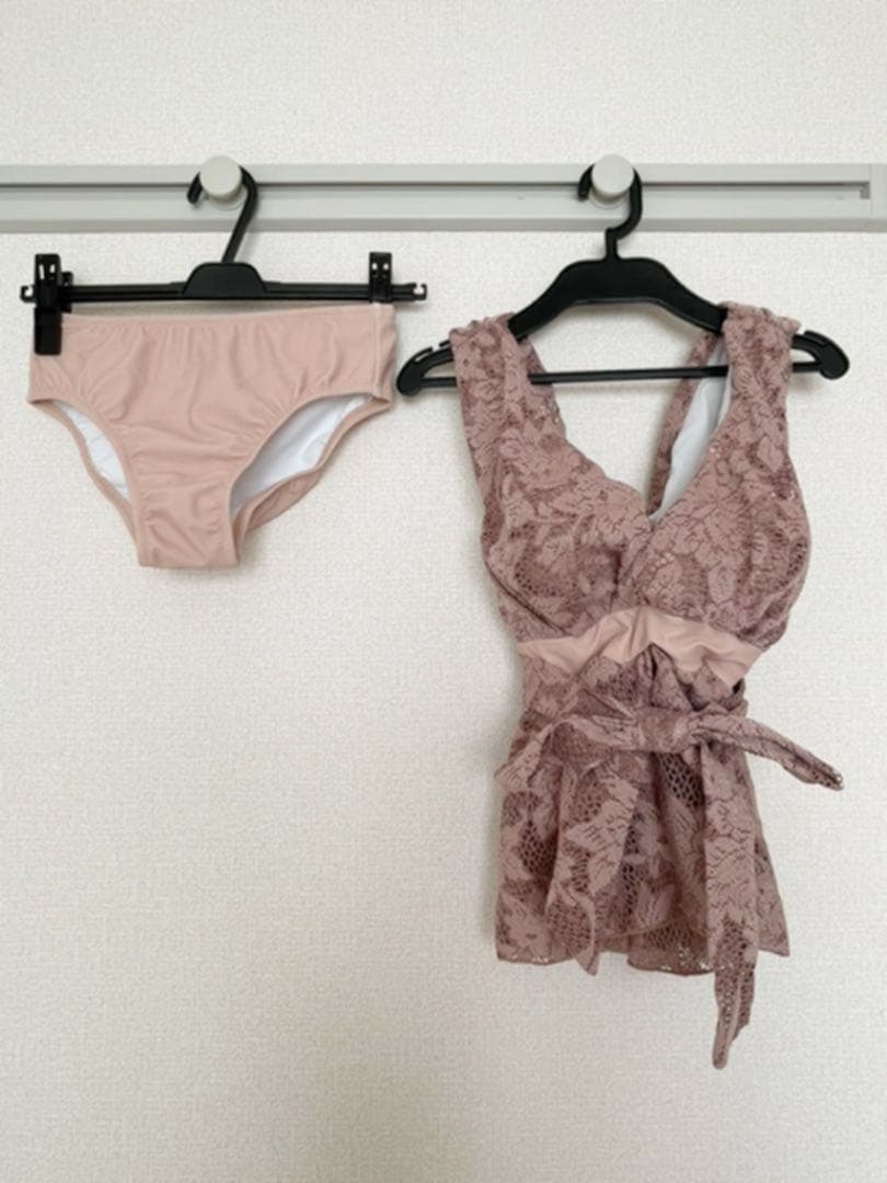 Cherie Mona 2022 フラワーレースペプラムビキニ