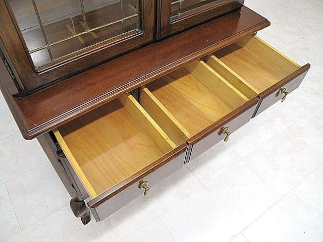 アールデコ様式飾り棚 ステンドグラス扉×背面ミラー キュリオケース　カップボード