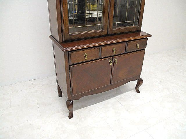 アールデコ様式飾り棚 ステンドグラス扉×背面ミラー キュリオケース　カップボード