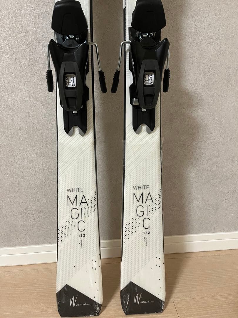 【新品　未使用】エラン　ELAN White Magic LS 152cm