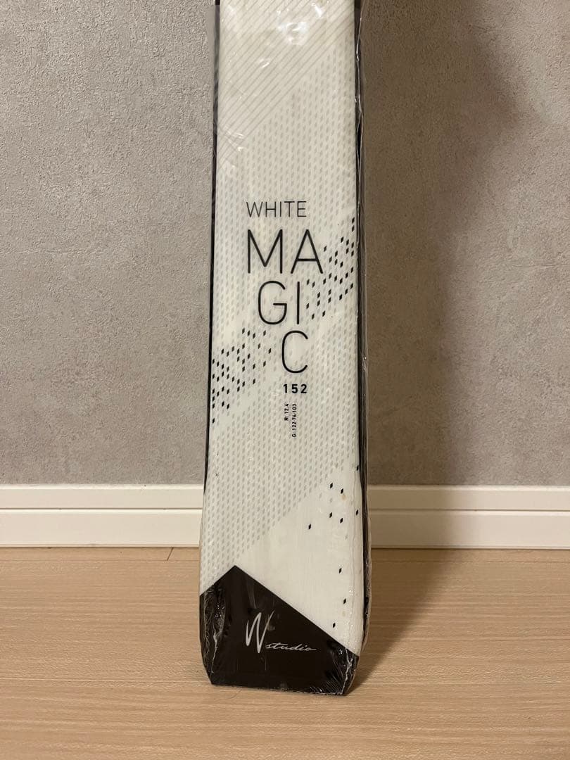 【新品　未使用】エラン　ELAN White Magic LS 152cm