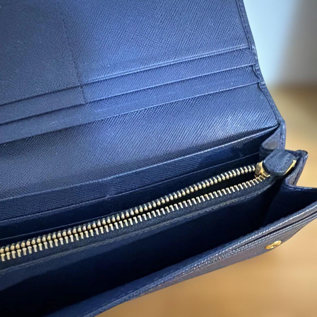 PRADA 長財布 ブルー