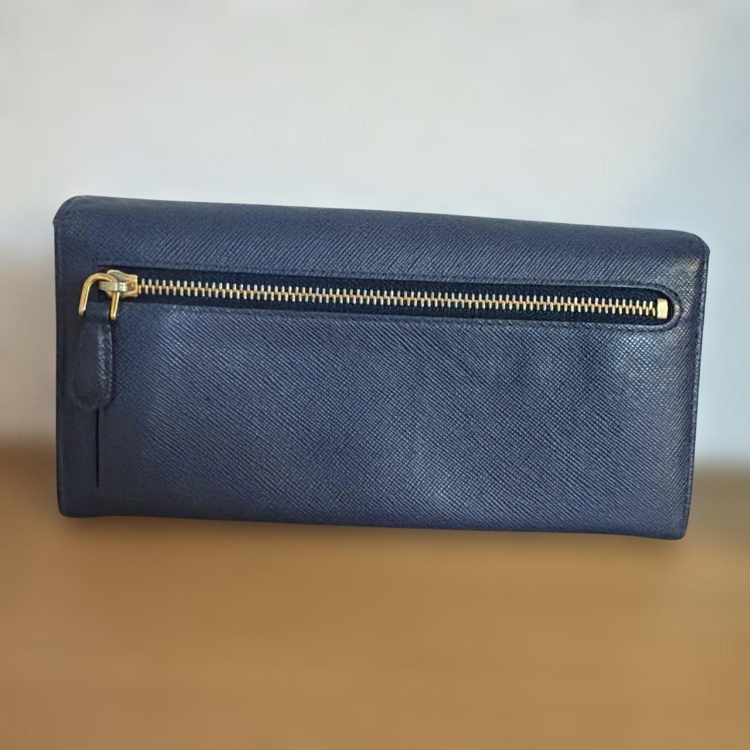 PRADA 長財布 ブルー
