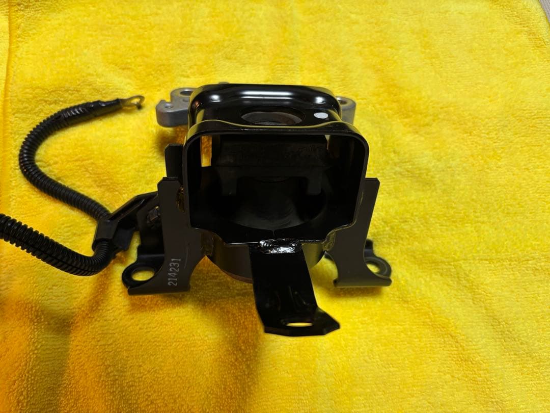 h*0様 アルトワークス 、ターボRS HA36S エンジンマウントセット