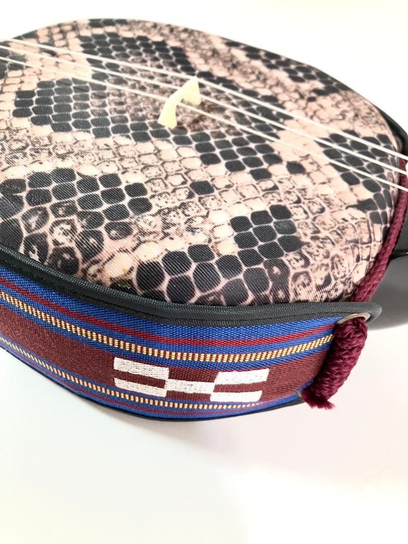 沖縄三線 蛇 三味線 蛇柄 人工皮 人工皮革 伝統楽器 蛇皮 三線 沖縄