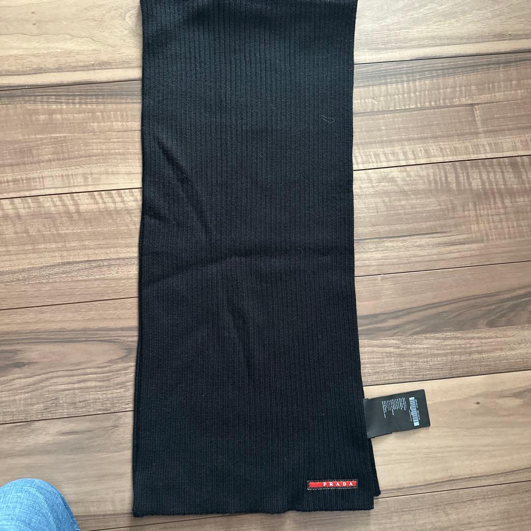 PRADA ブラック リブ編みマフラー