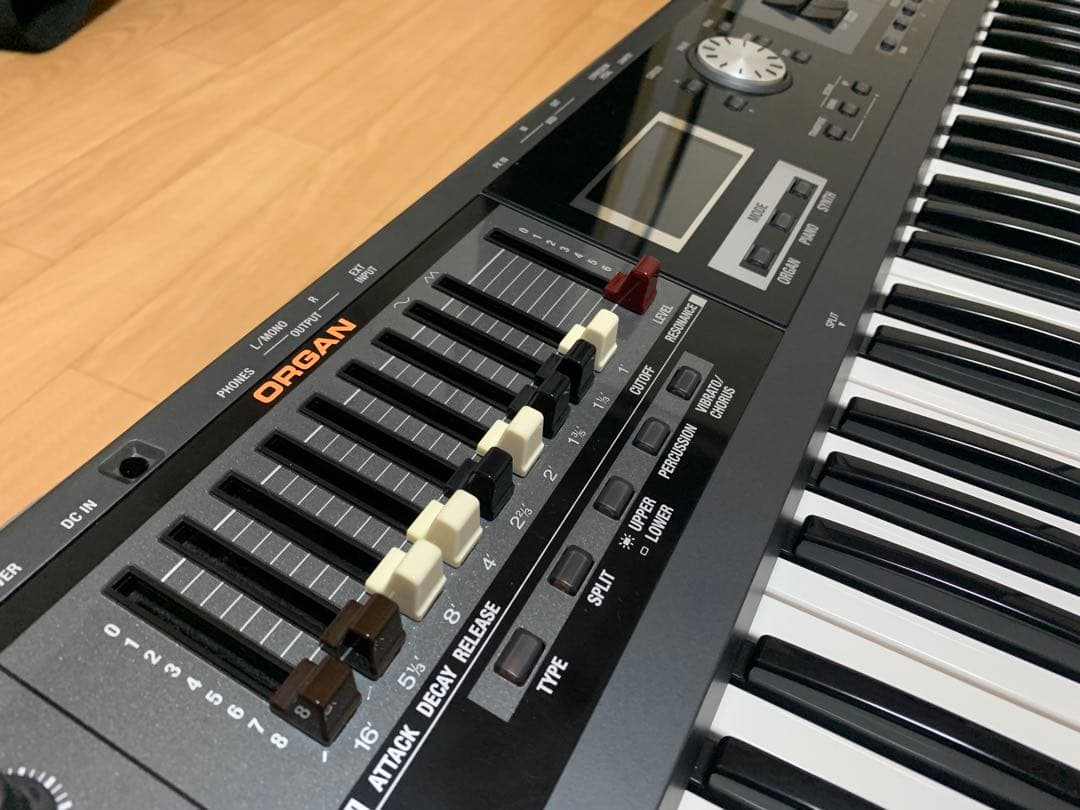 美品98%程度 Roland VR-09 シンセサイザー