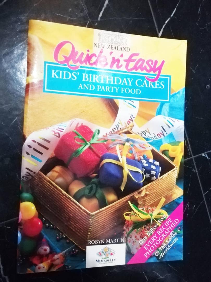 洋書 ニュージーランド ケーキ レシピ kid's birthday 英語