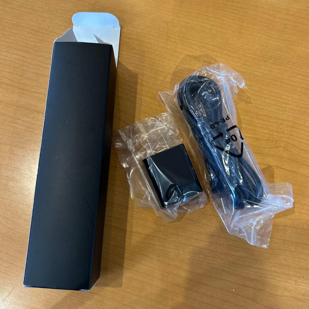 PYR パイラブラッシュ　美顔器＆ヘッドスパ