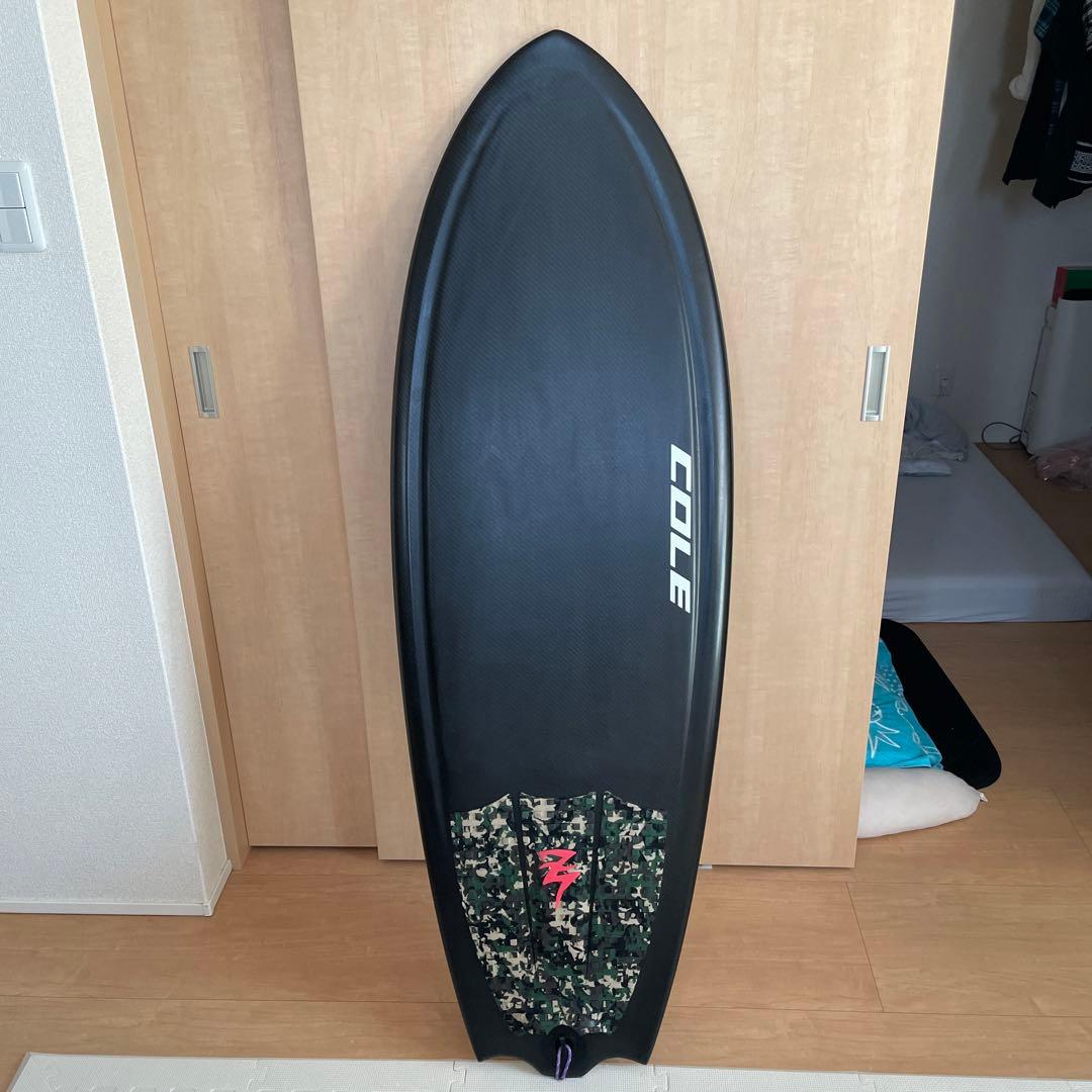 サーフボード　Cole アビソ
