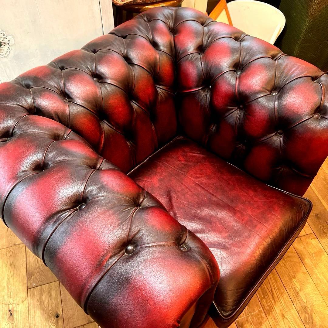 英国ヴィンテージクラシックレザー チェスターフィールド赤褐色