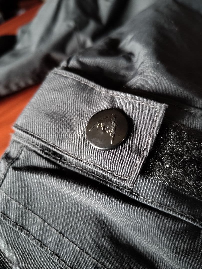 【BURTON スノーボードウェア キッズSサイズ130 黒/ピンク】