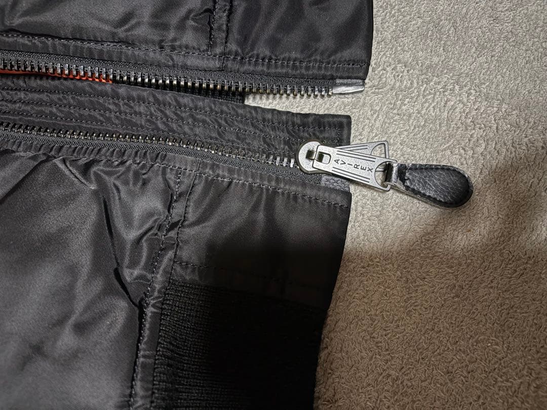 ジャケット・アウター s