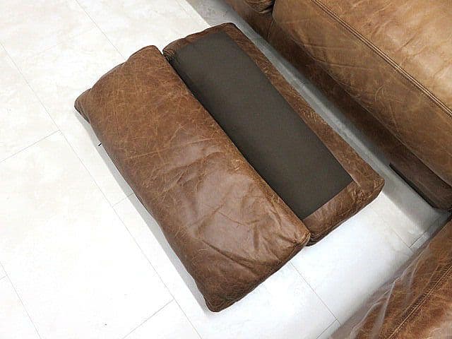 英国ヴィンテージスタイル総革カウチソファ　フェザークッション/ダメージ仕上げ