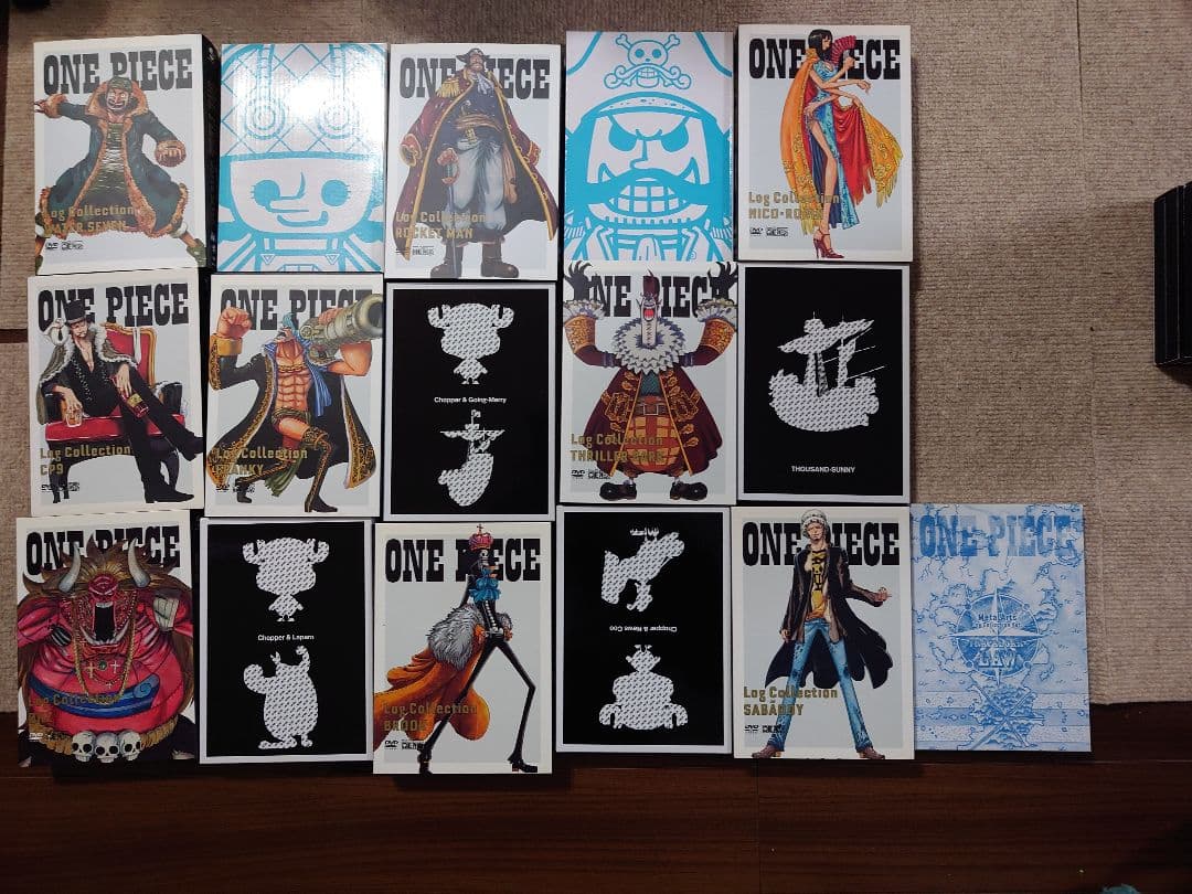 ONEPIECEログコレクション44本セット+FILMレッド+未開封のオマケ多数