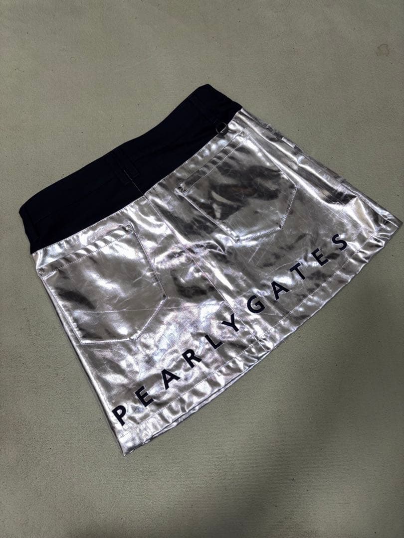 （美品）パーリーゲイツ、プラチナシルバー、スカート、サイズ1、希少品