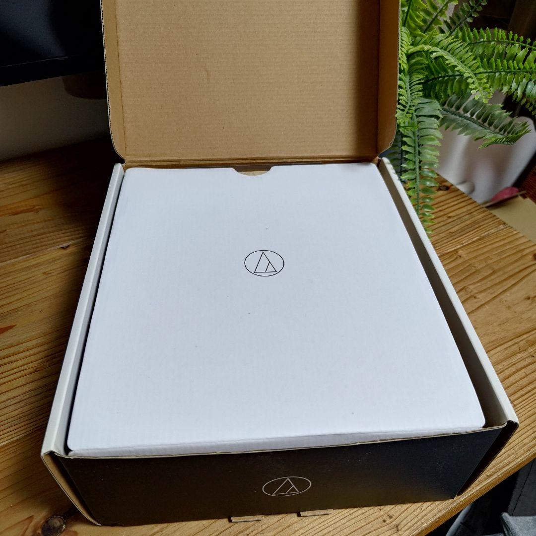 【 未使用品 】Audio-Technica ATH-M40X