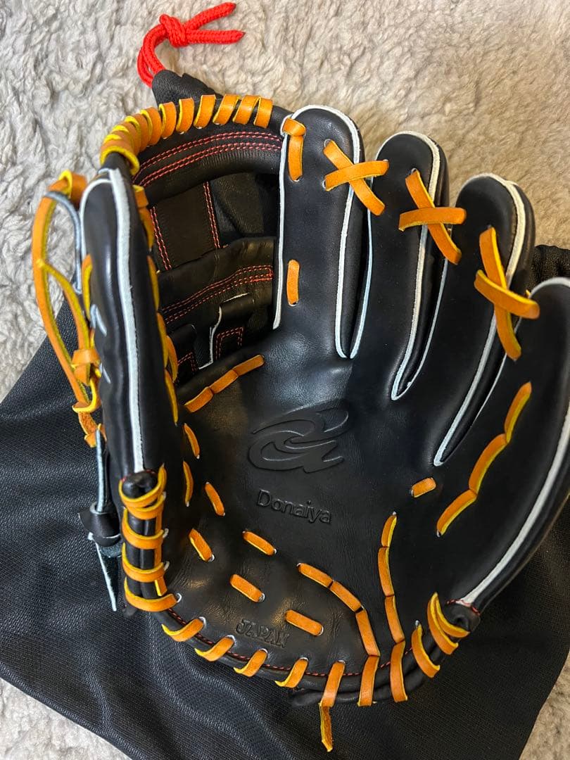 ようちゃん　Donaiya 硬式野球グローブ 新品未使用　黒/収納袋付き