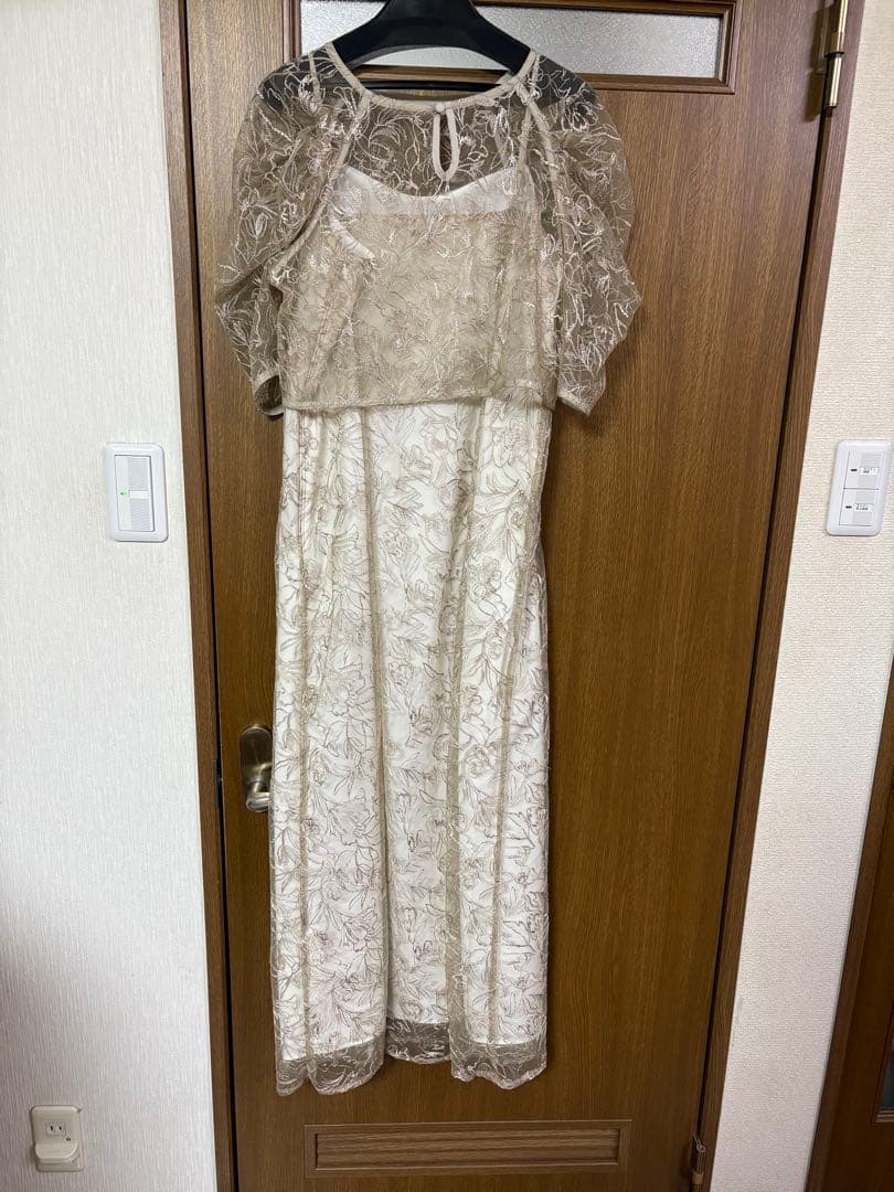 etoll. 刺繍レースレイヤードドレス　結婚式　お呼ばれ　ベージュ