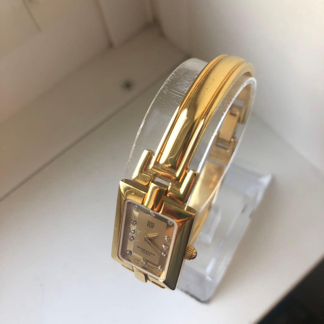 【極美品】GIVENCHY 12pダイヤ 電池新品　　ゴールド アナログ腕時計