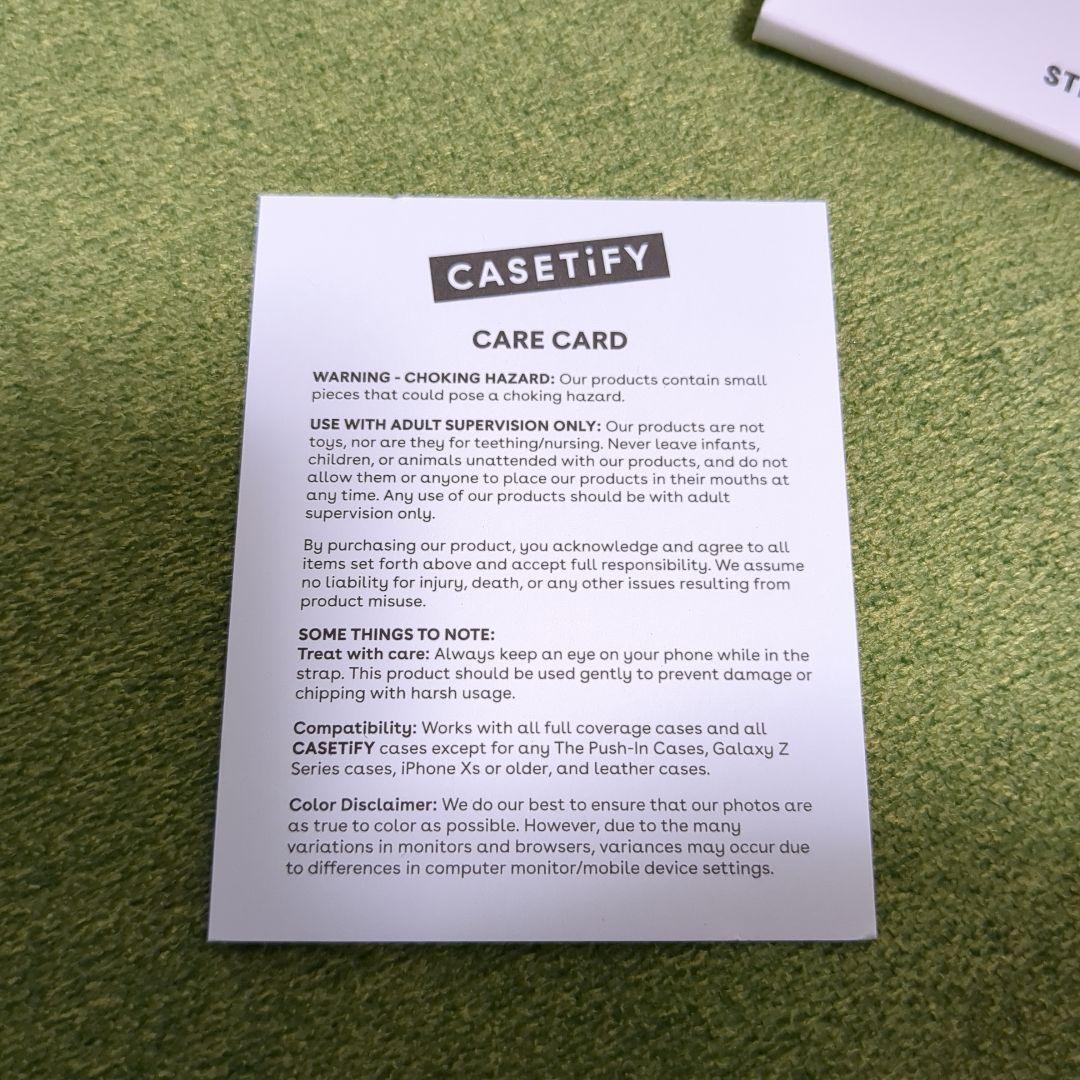CASETiFY　ストラップとストラップカード
