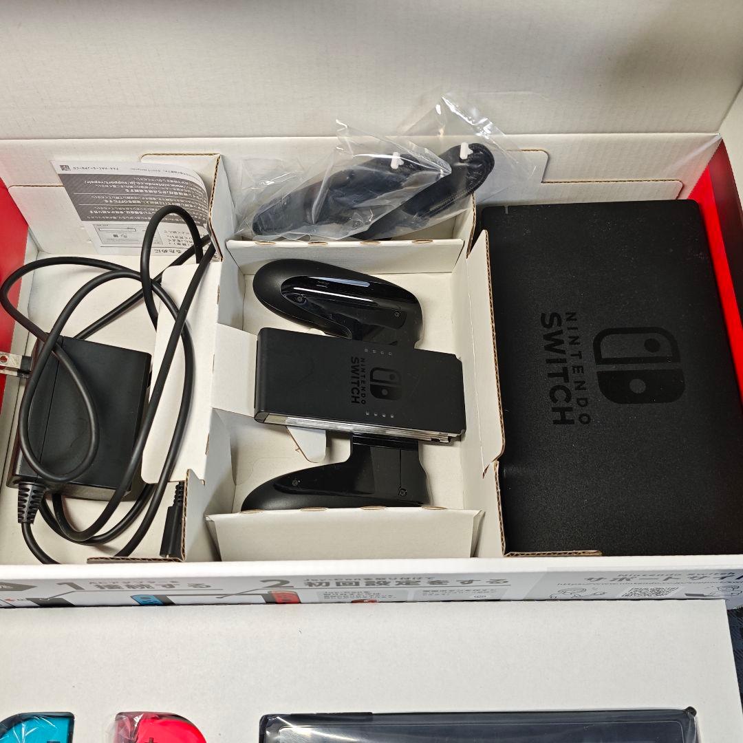 Nintendo Switch 本体 ネオンブルー・レッド　おまけ付