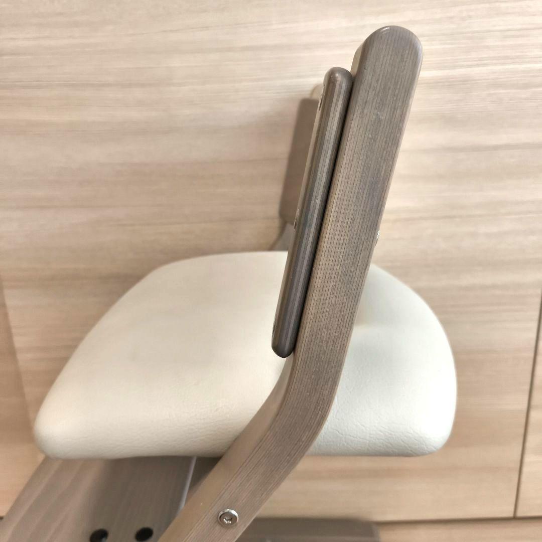 良品 KARIMOKU CHITANO カリモク チターノ 学習　子供用　椅子