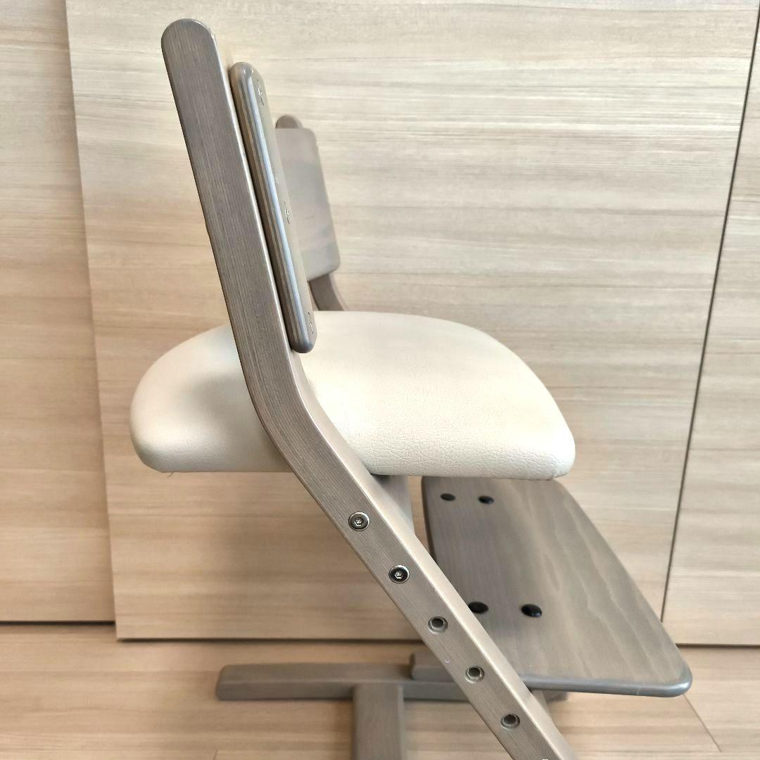 良品 KARIMOKU CHITANO カリモク チターノ 学習　子供用　椅子