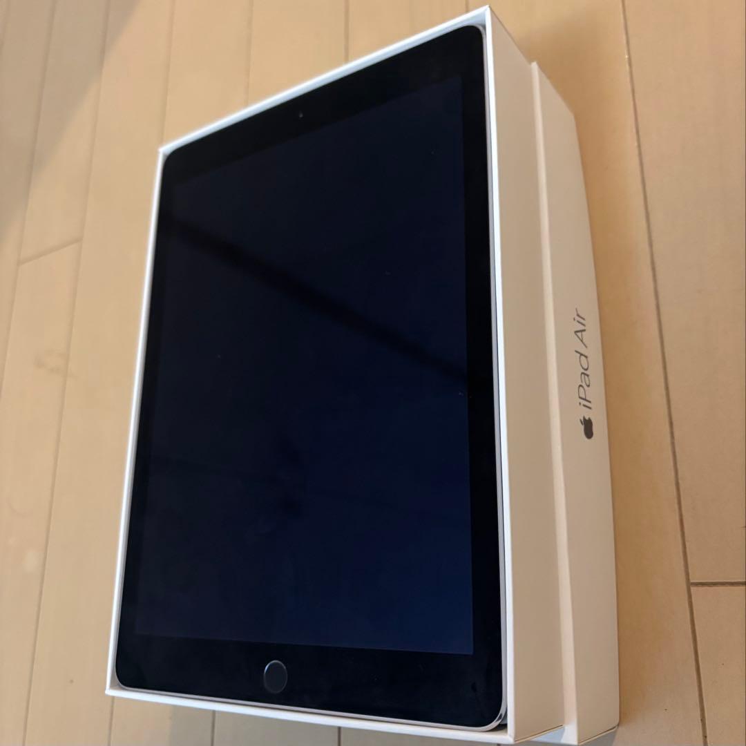 iPad本体 iPad Air2 Wi-Fi 32GB space gray
