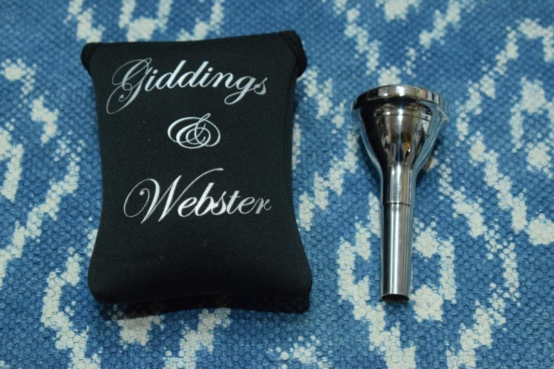 Giddings Mouthpieces Taku Tuba ケース付き