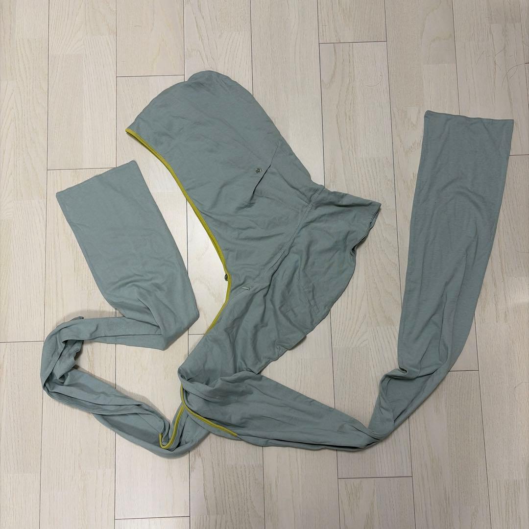 Kiko Kostadinovフード付きストール