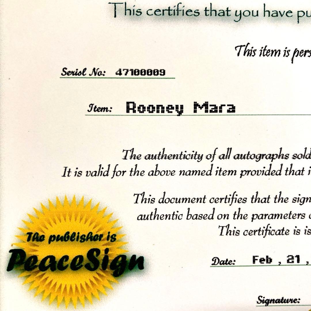 ルーニーマーラ直筆サイン入り超大型写真…