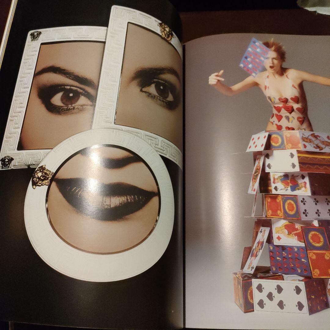 Gianni Versace カタログ　1997女性