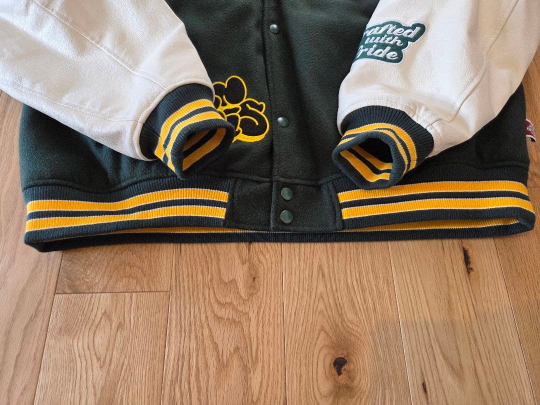 BEN DAVIS　ベンデイビス　スタジャン　リアルレザー　本革　刺繍　短丈