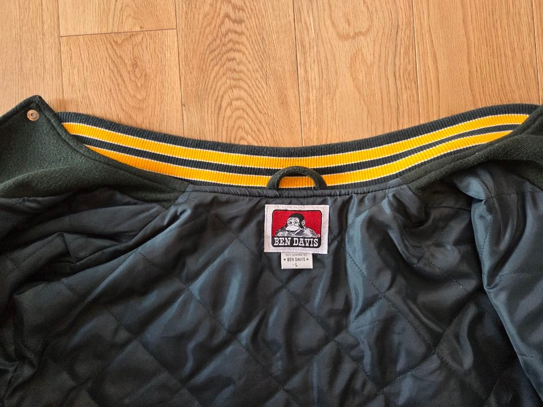 BEN DAVIS　ベンデイビス　スタジャン　リアルレザー　本革　刺繍　短丈