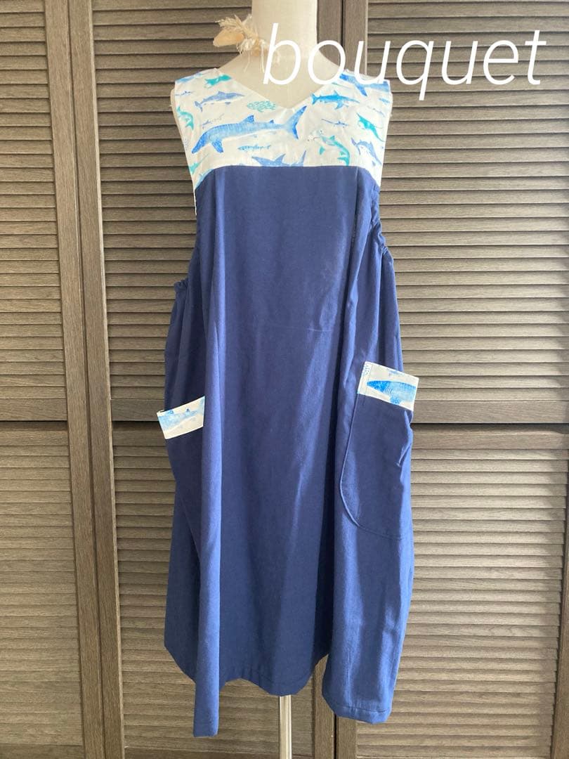 専用　エプロン　割烹着　ハンドメイド　保育士　介護士　保健師　ワンピース