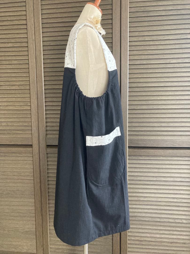 専用　エプロン　割烹着　ハンドメイド　保育士　介護士　保健師　ワンピース