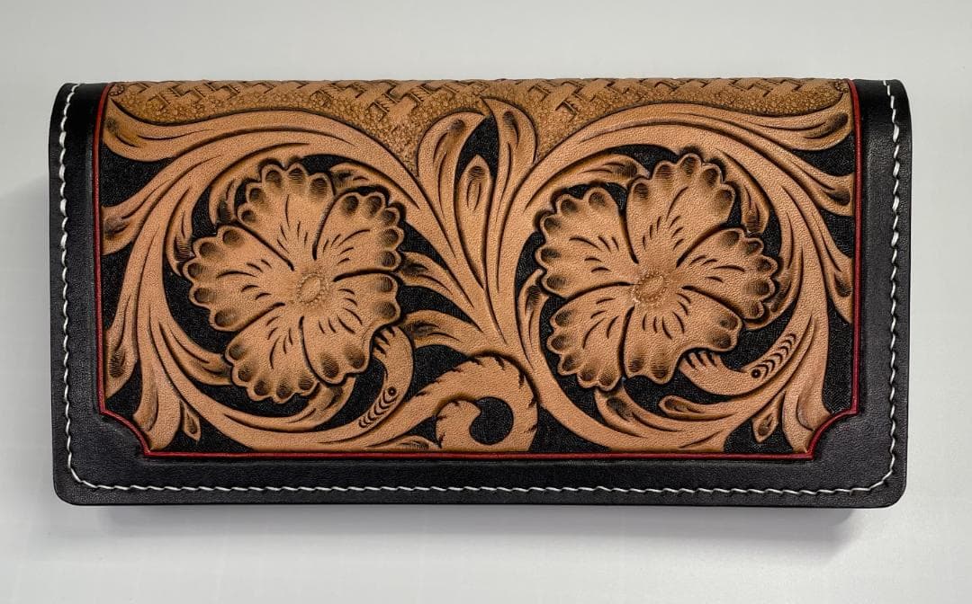 レザーカービングロングウォレット