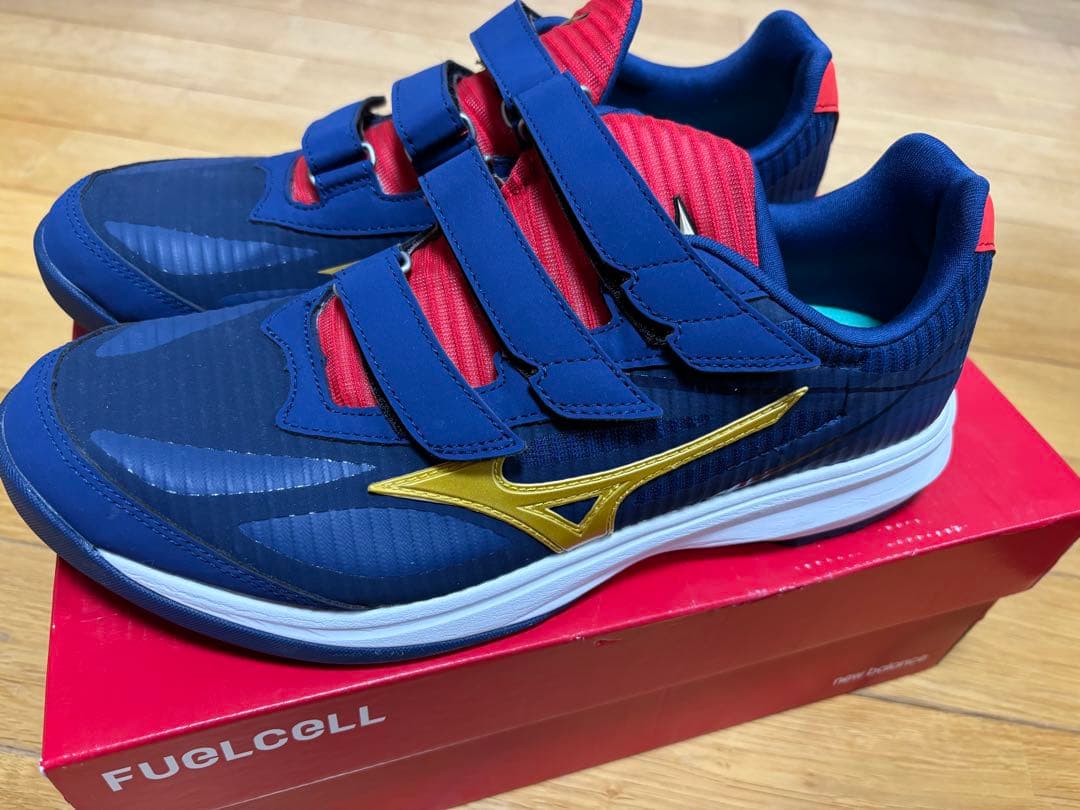 Mizuno FUELCELL トレーニングシューズ ネイビー/レッド