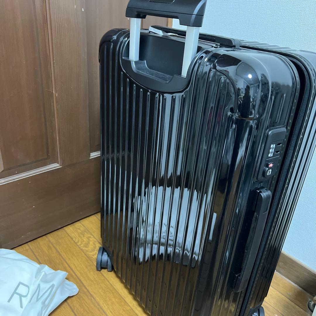 未使用品タグ付き　RIMOWA リモワESSENTIAL チェックインM 60ℓ