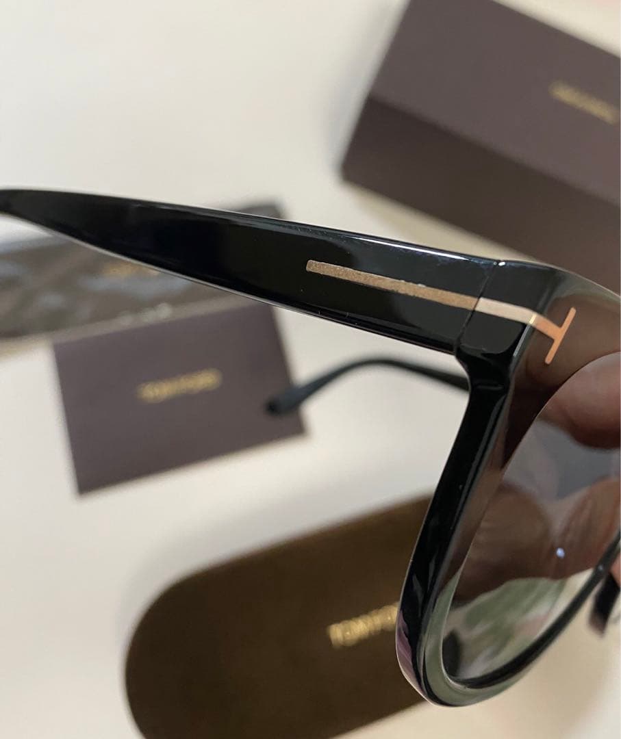 TOM FORD TF 1109 偏光サングラス
