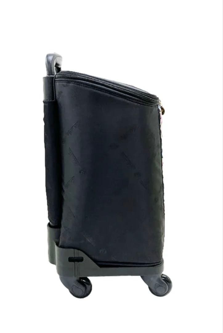 【新品未使用・定価の半額】ブラック 花柄ストライプ キャリーケース　カワサキ製